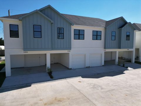 Photo of 3214 Frying Pan Place #B, Katy, TX 77449 (MLS # 27338375) Photo of 3214 Frying Pan Place #B, Katy, TX 77449 (MLS # 27338375)