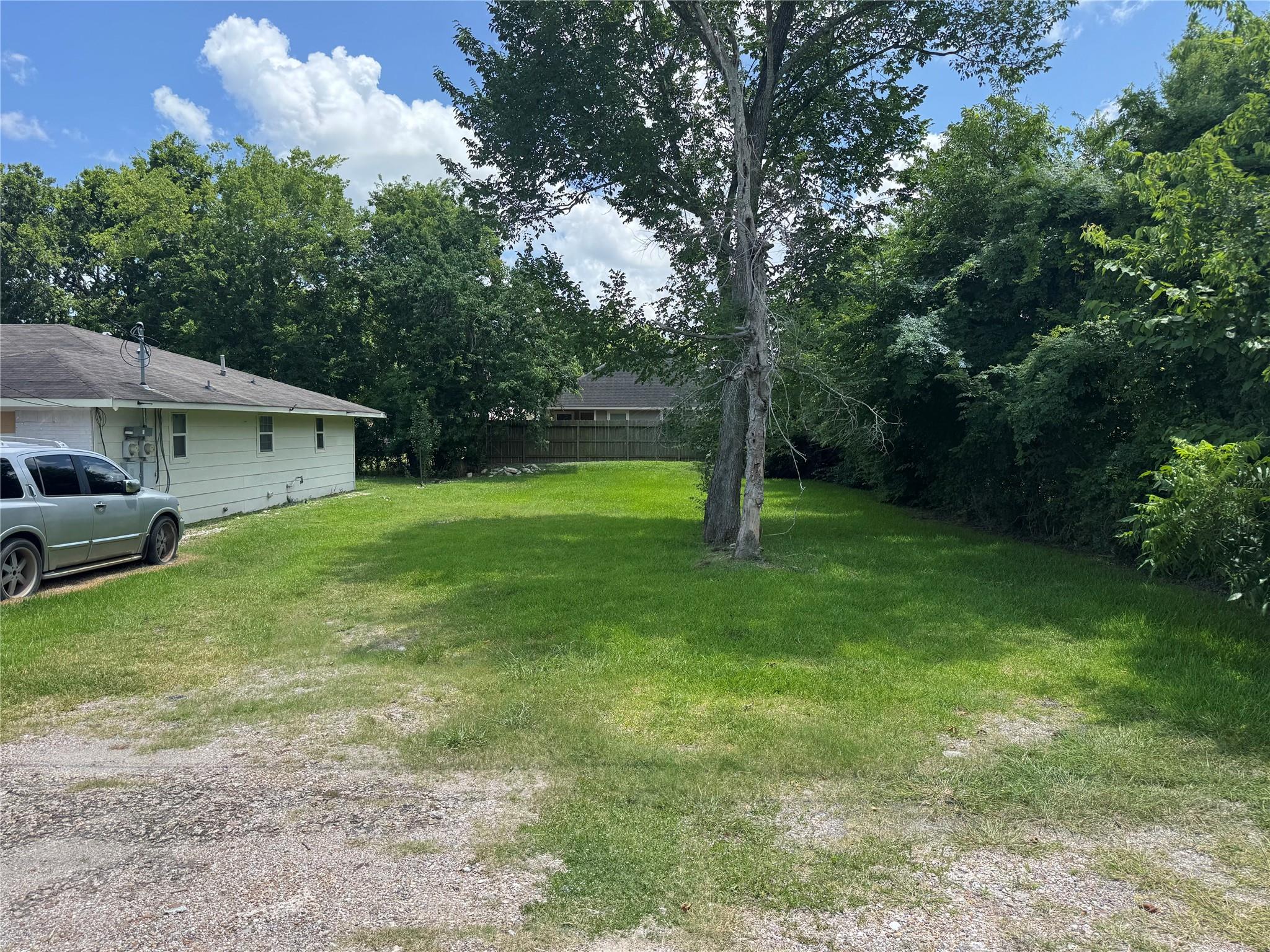 4216 Rosemont