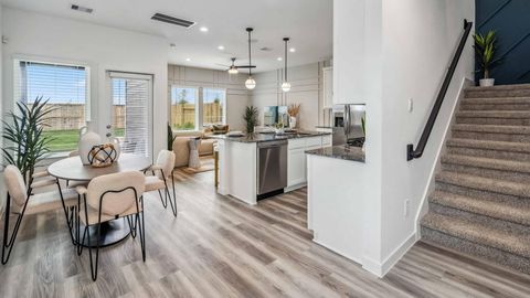 Photo of 965 Mansfield Lane, Houston, TX 77091 (MLS # 37313039)