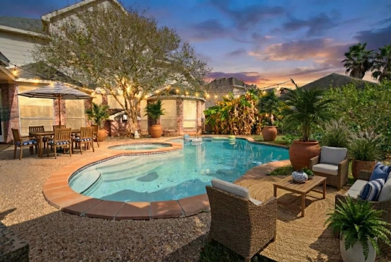 2111 Parkview Lane