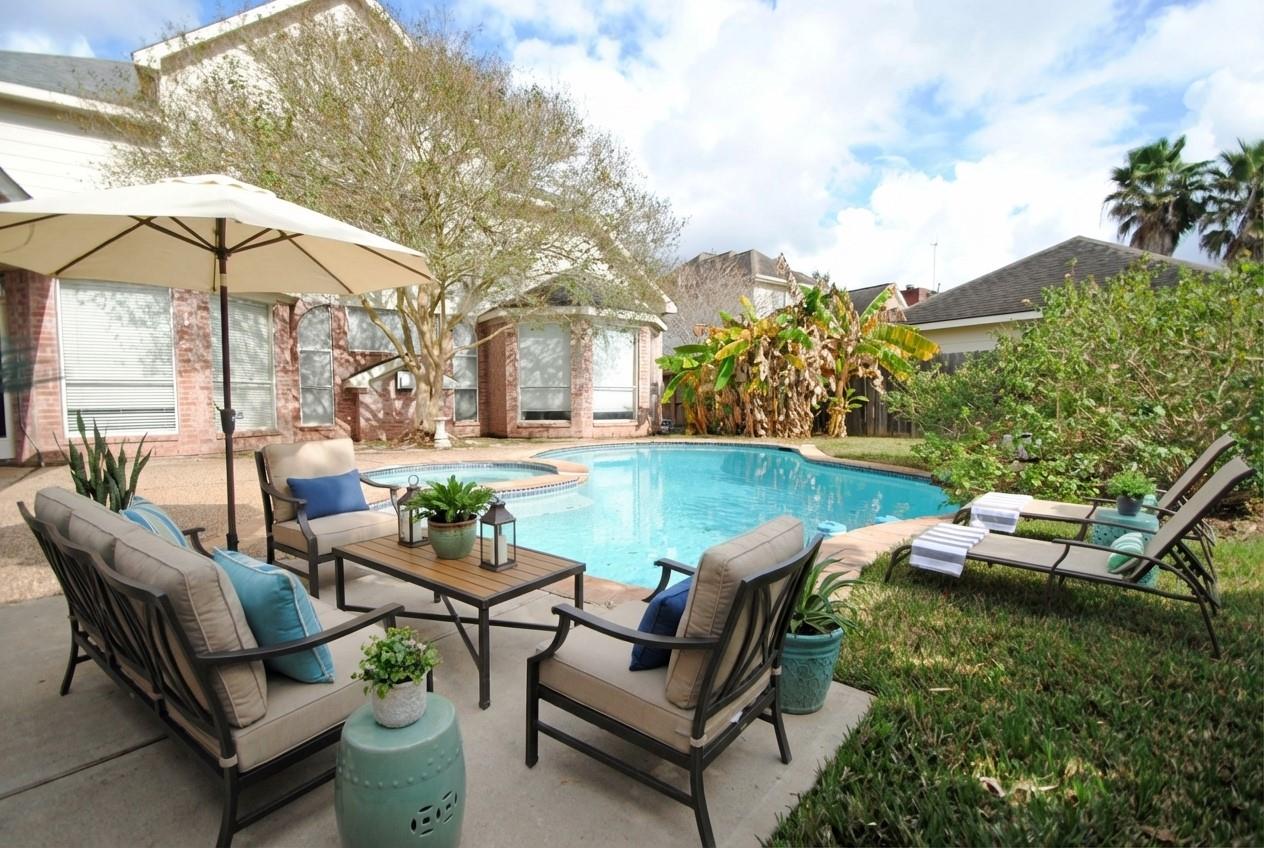 2111 Parkview Lane