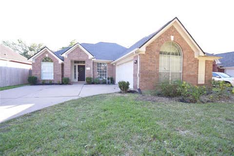 Photo of 4602 Summer Lakes Lks, Sugar Land, TX 77479 (MLS # 83372145)