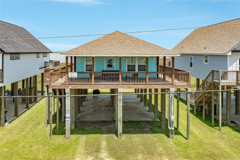 Photo of 1741 Bluewater Highway, Surfside Beach, TX 77541 (MLS # 70371760)