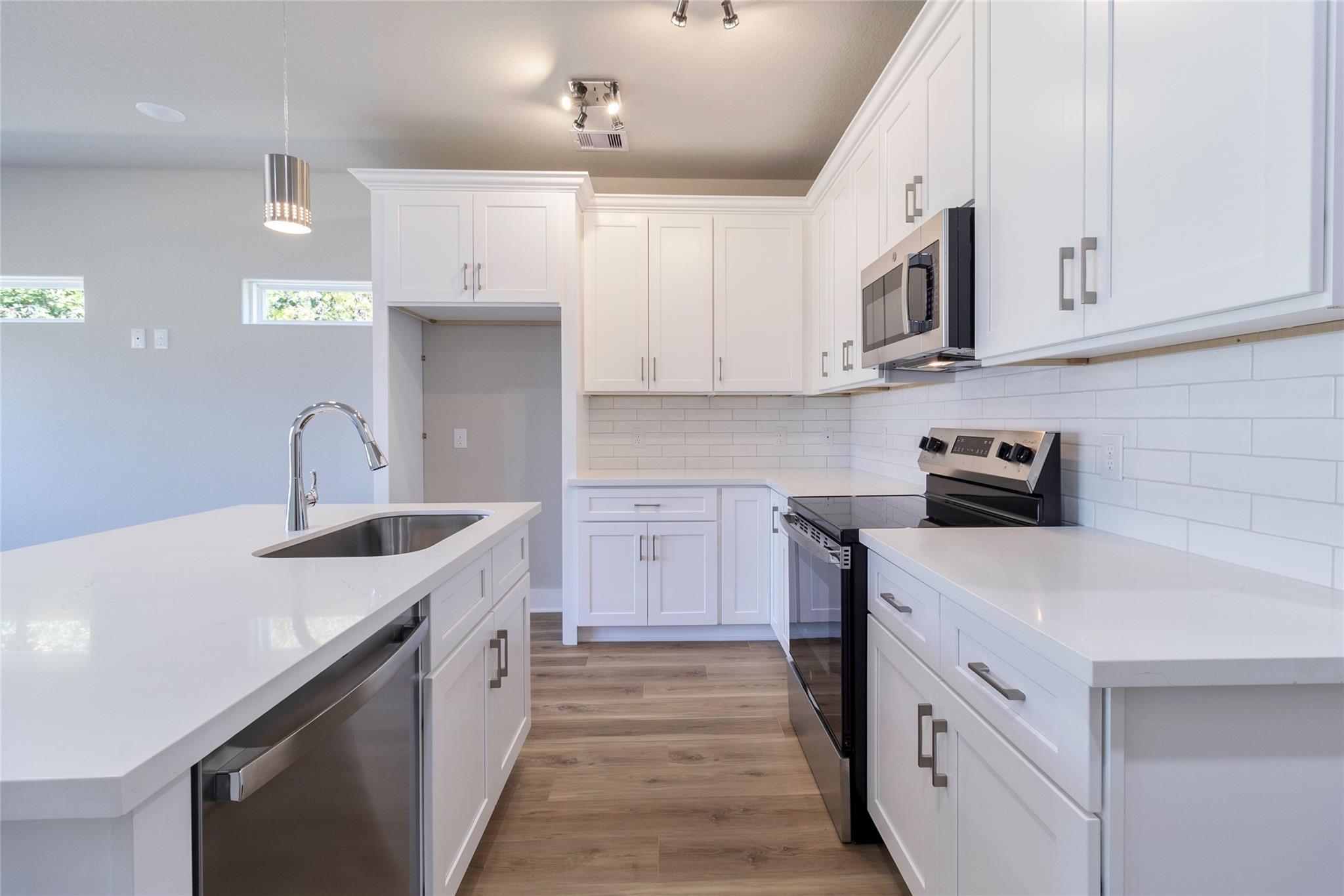 9821 Richcroft Street