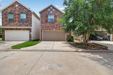 Photo of 17027 Amarose Drive, Houston, TX 77090 (MLS # 34733411)
