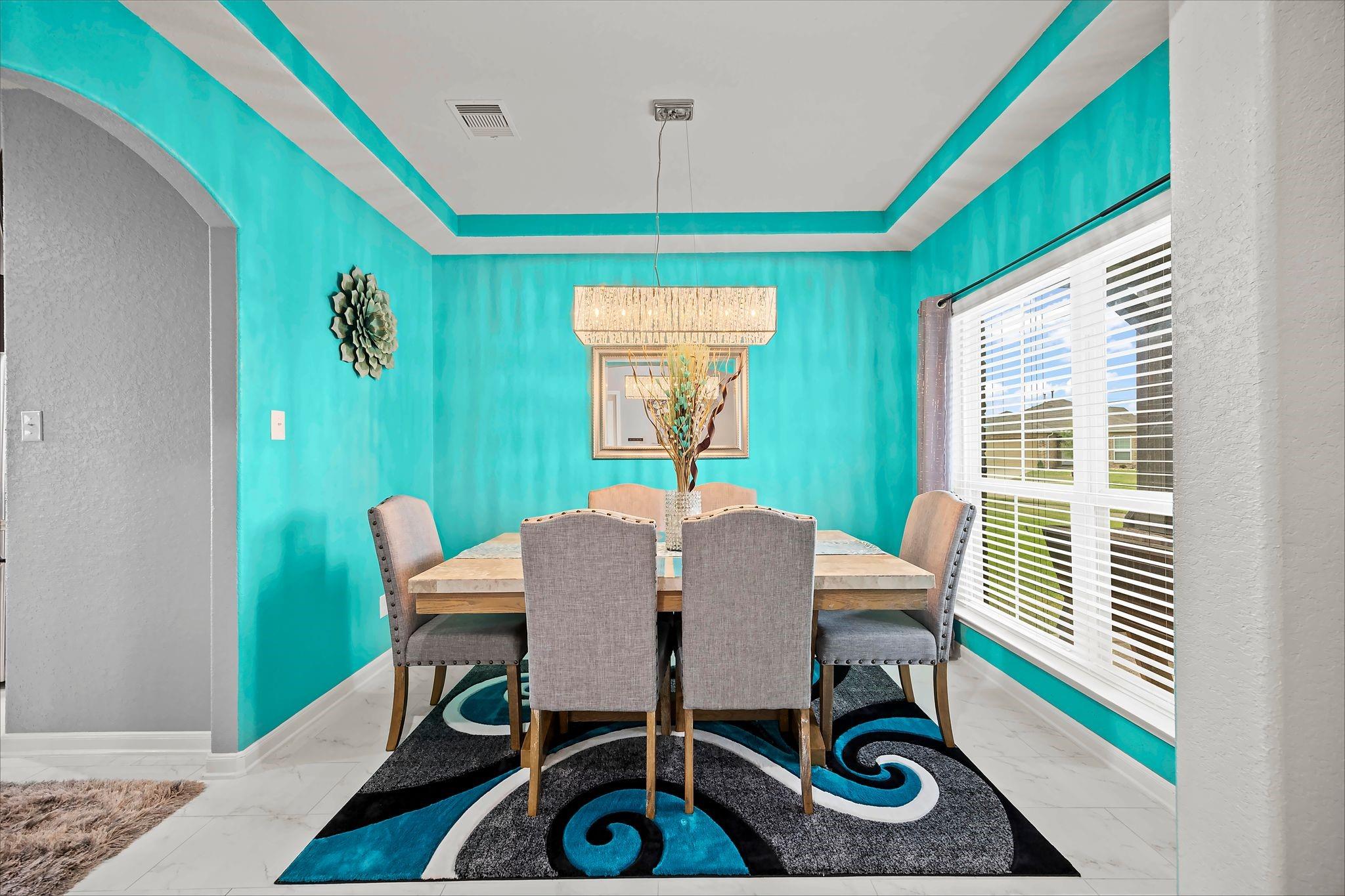 15015 Hope Hills Lane