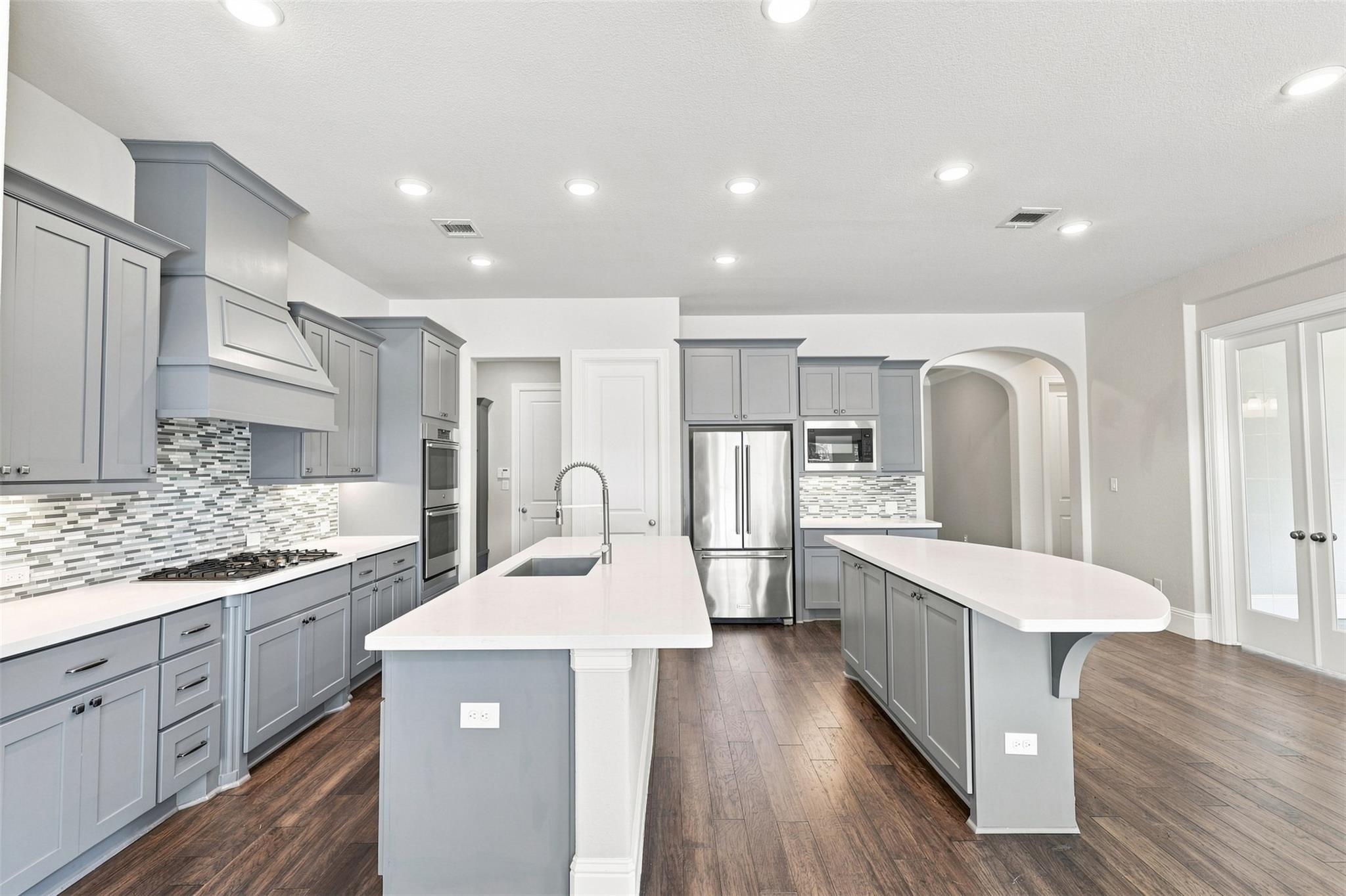 35 Gracenote Place