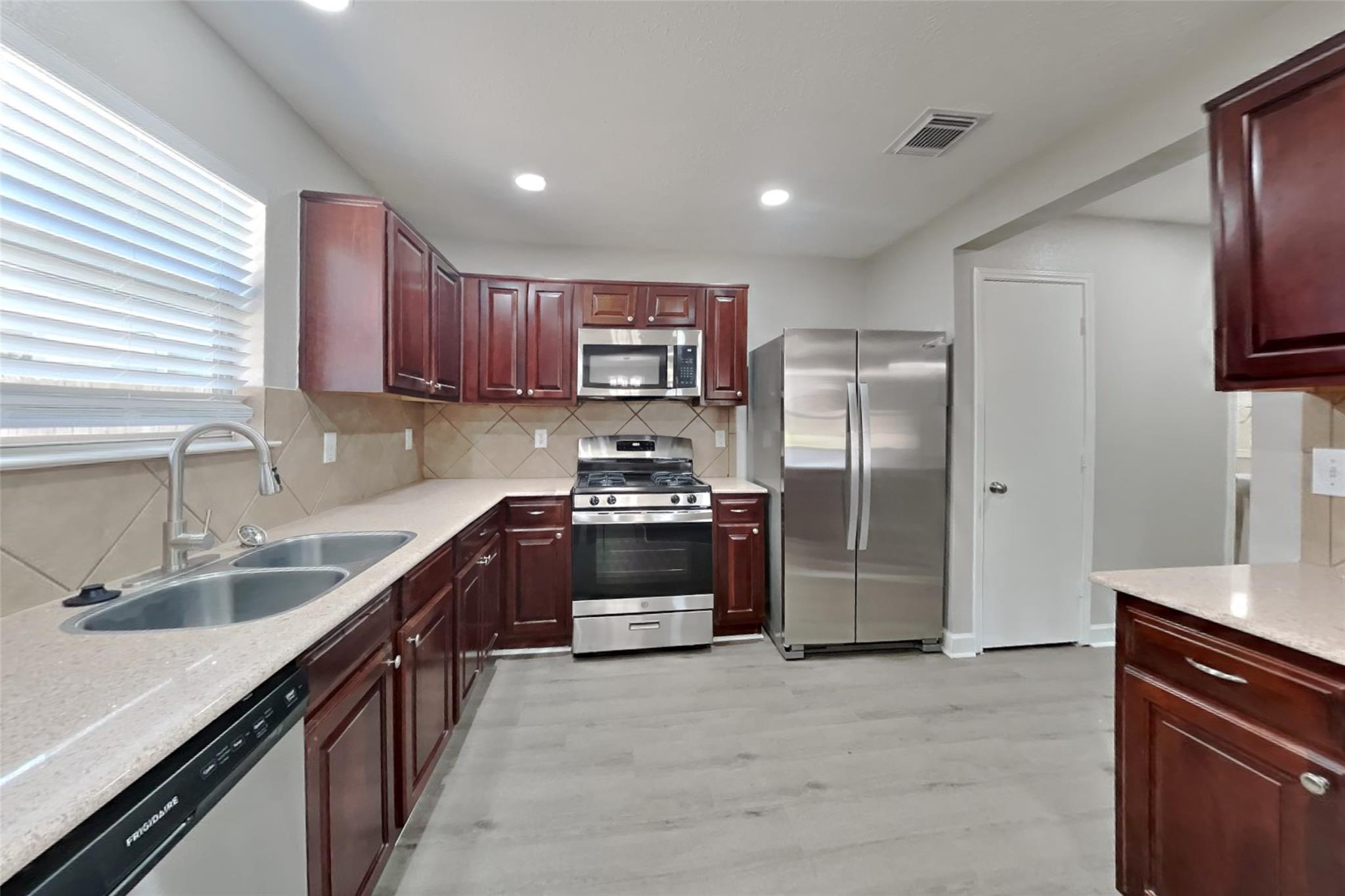 7718 Balsam Crossing Lane