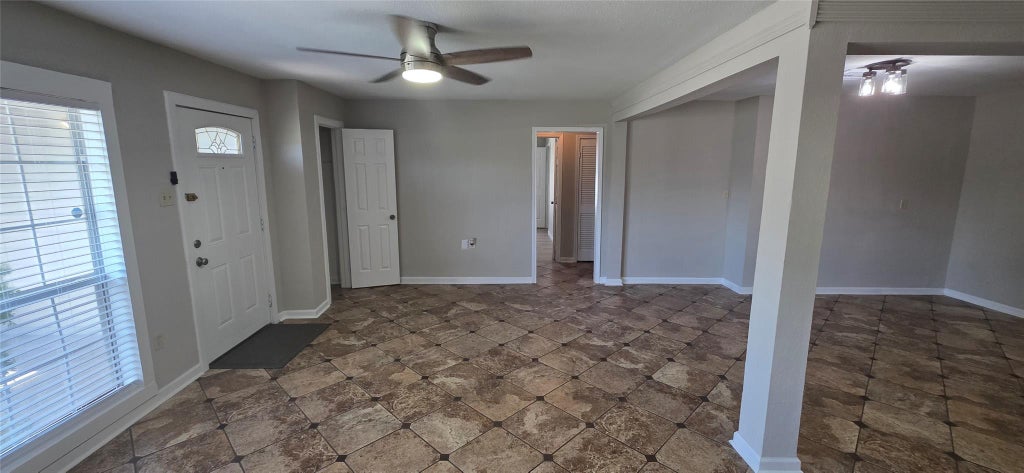 Photo of 7117 Poplar Drive, Galveston, TX 77551 (MLS # 93092445)