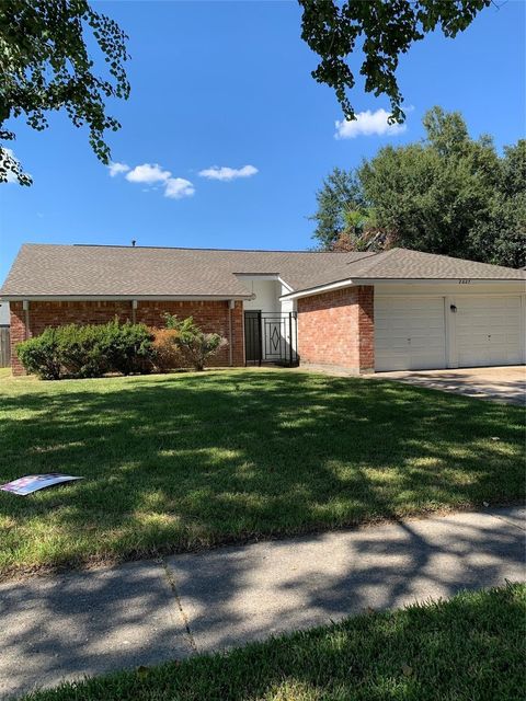 Photo of 2627 N Spring Drive, Spring, TX 77373 (MLS # 41090189)