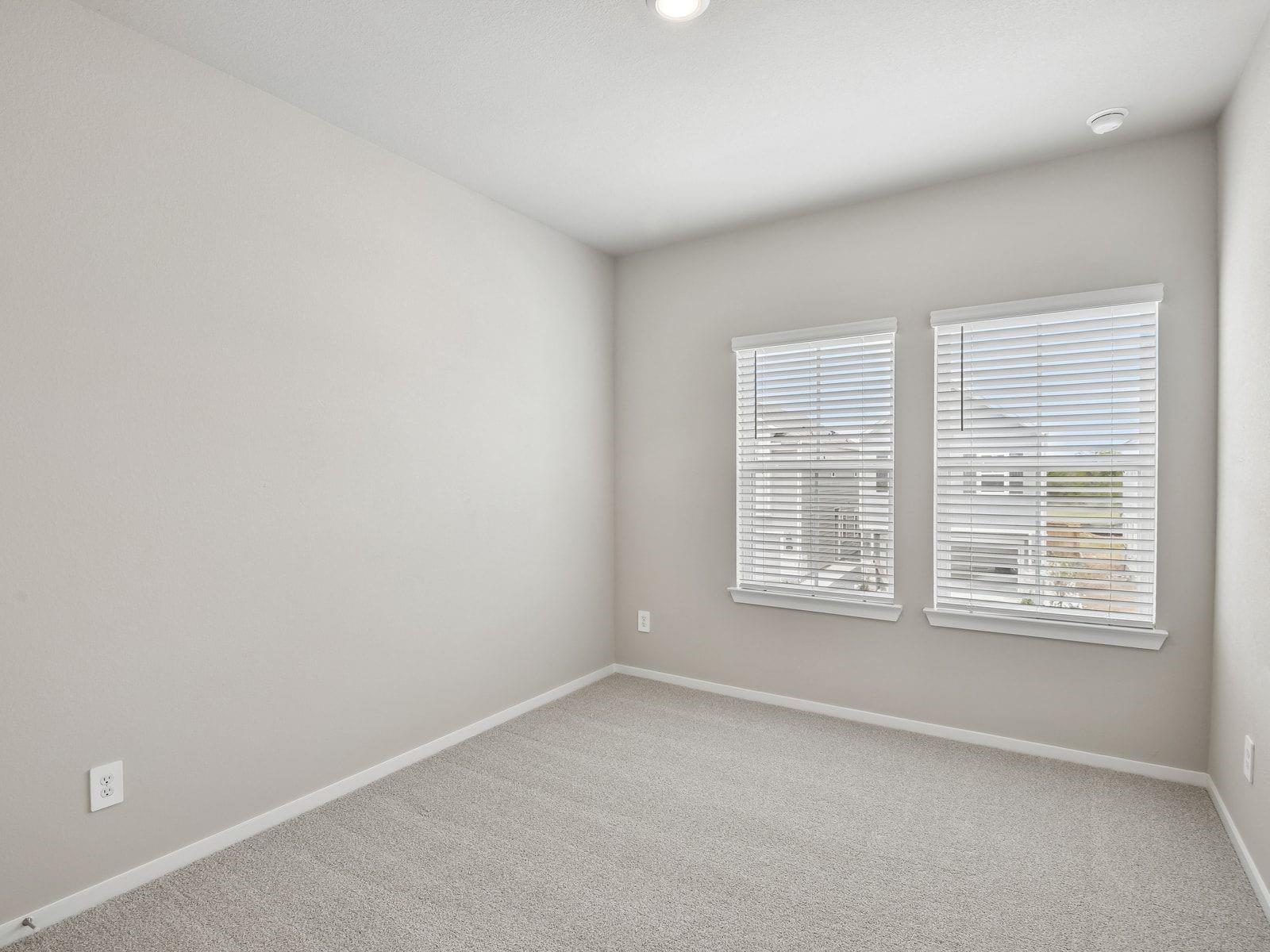 1015 Cedar Place Lane