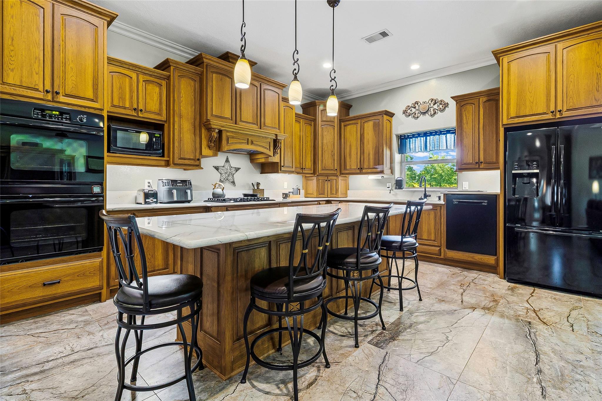 766 County Road 2125