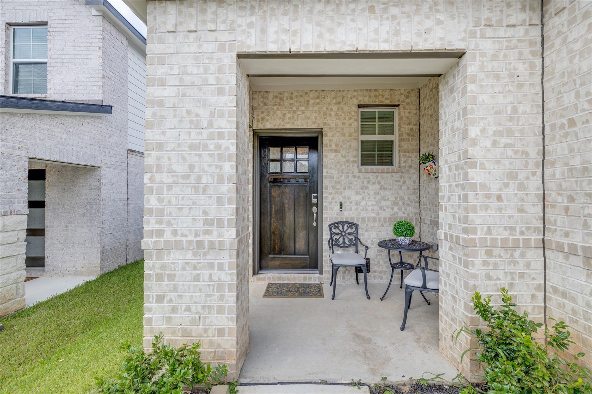 8026 Peppercorn Street