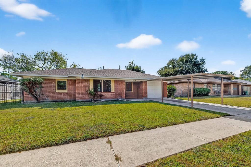 Photo of 1112 Eva Avenue, Pasadena, TX 77502 (MLS # 13604581)