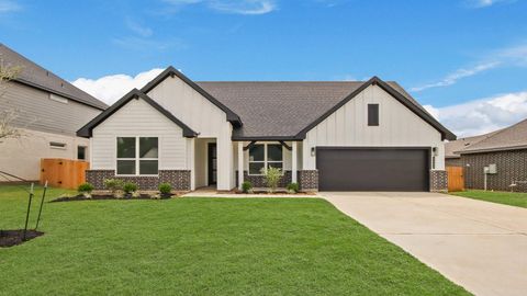 Photo of 4442 Wapama Falls Loop, Conroe, TX 77303 (MLS # 33561583) Photo of 4442 Wapama Falls Loop, Conroe, TX 77303 (MLS # 33561583)