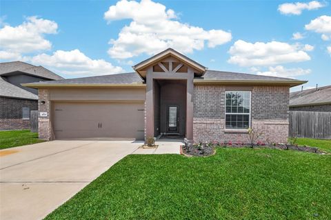 Photo of 4519 Crescent Lake Circle, Baytown, TX 77521 (MLS # 39765451)