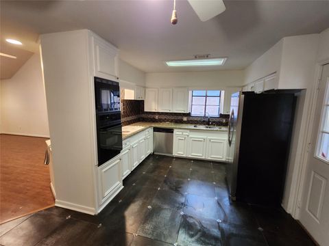 Tiny photo for 8403 Mullins Drive, Houston, TX 77096 (MLS # 65296300)