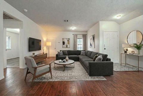 Photo of 13418 High Banks Lane, Houston, TX 77034 (MLS # 40161155)