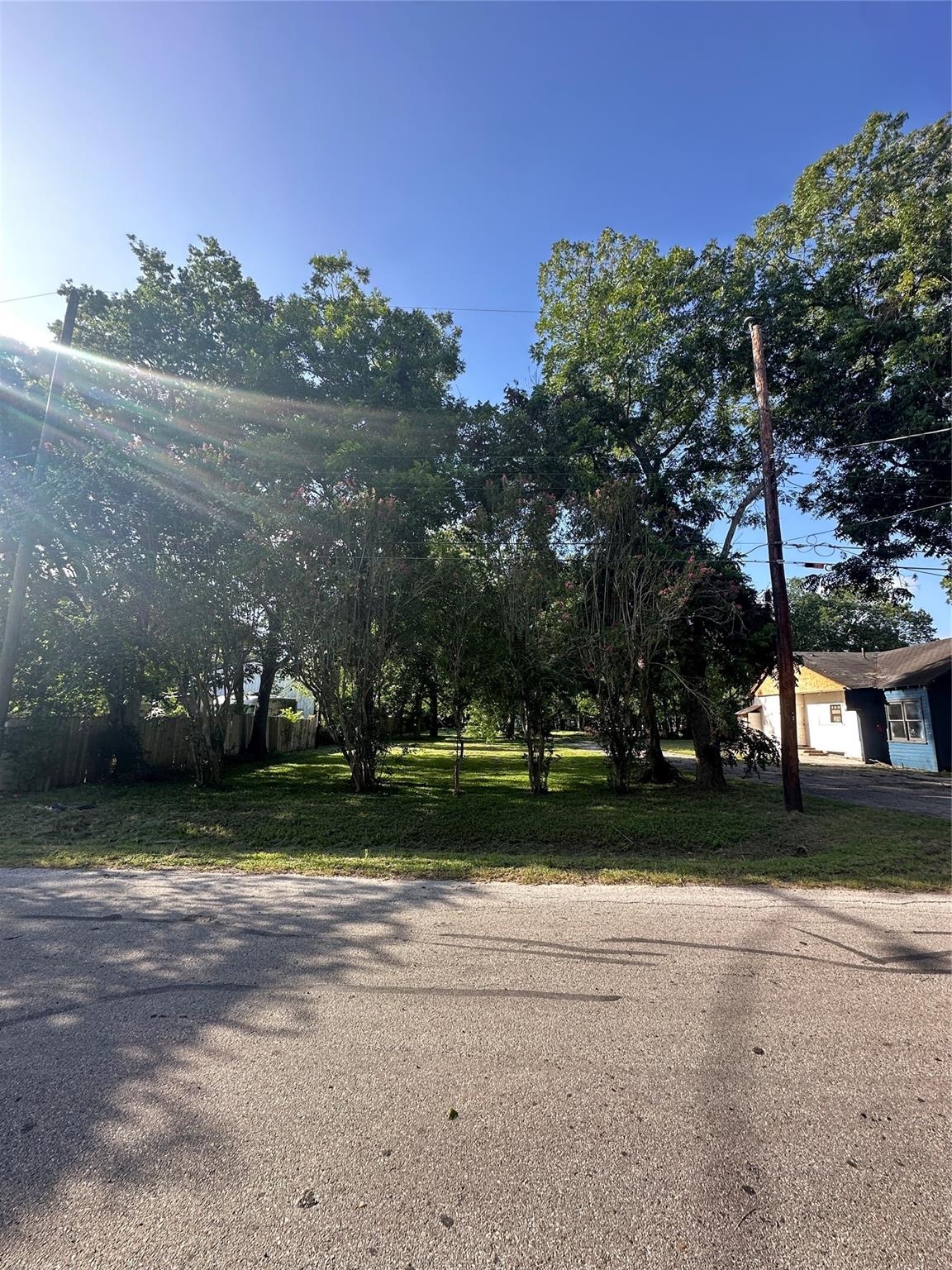 0 Leaman Ave