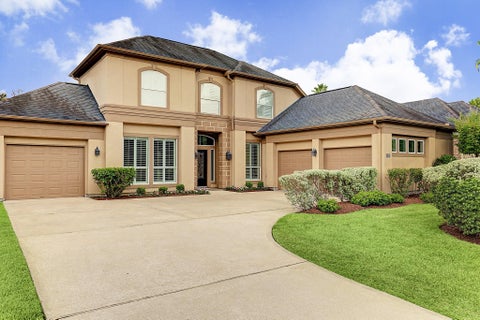 Photo of 13323 Brentonwood Lane, Houston, TX 77077 (MLS # 2132216)