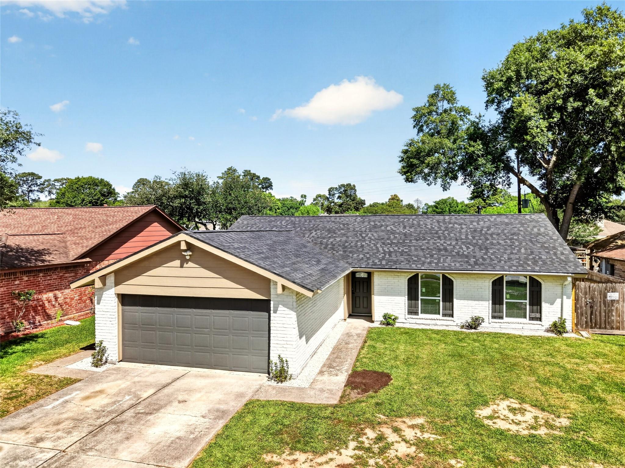 3810 Nutwood Lane