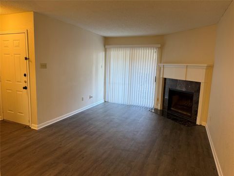 Photo of 2120 El Paseo Street #2406, Houston, TX 77054 (MLS # 97475854)