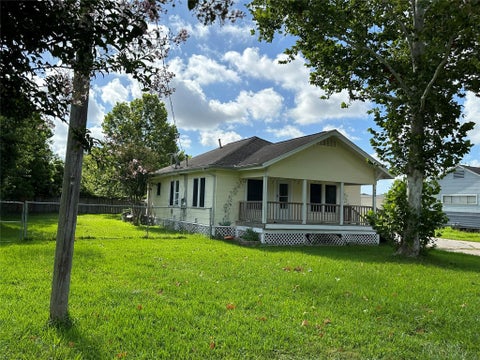 Photo of 813 Hudler Street, La Marque, TX 77568 (MLS # 75099399)