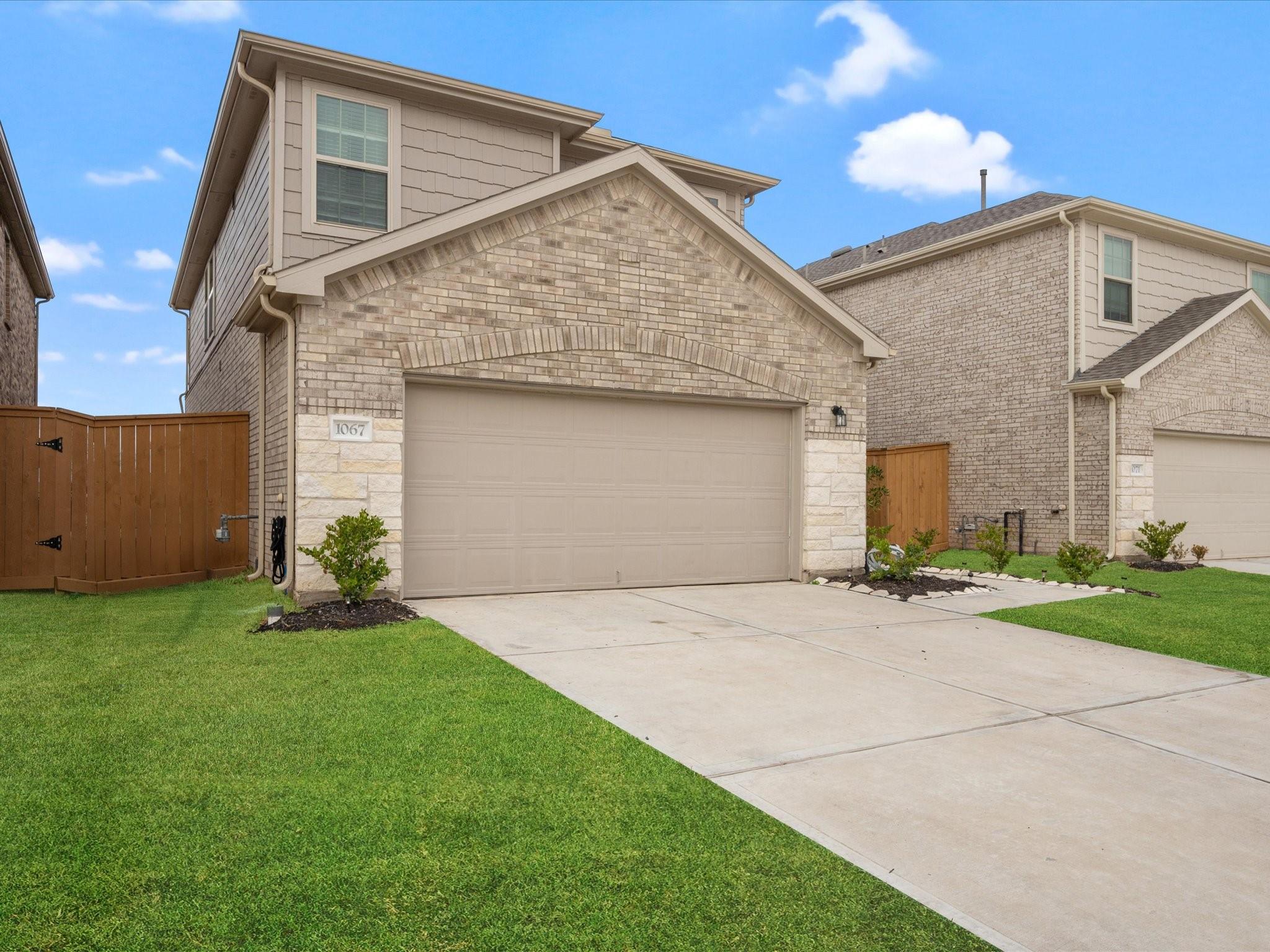 1067 Greenshank Drive
