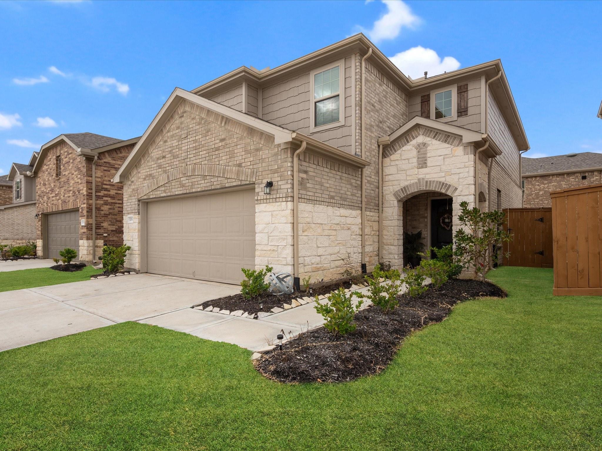 1067 Greenshank Drive