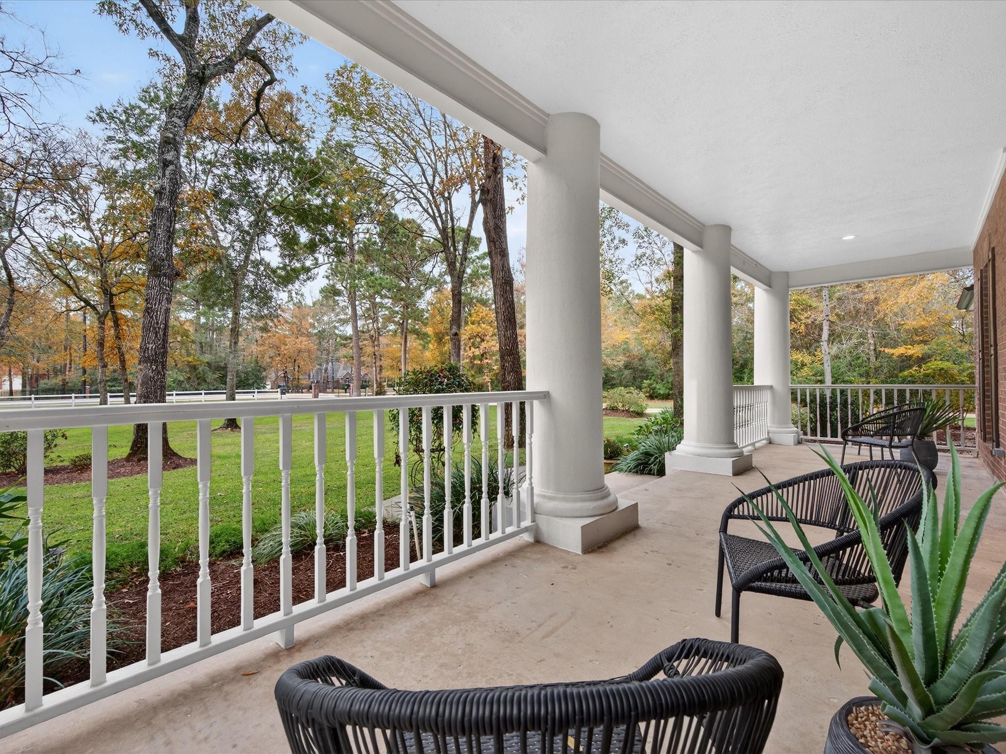 32906 Crestlake Boulevard