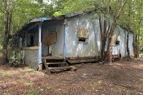 Photo of 8937 Spruce Street, Hitchcock, TX 77563 (MLS # 23926629)