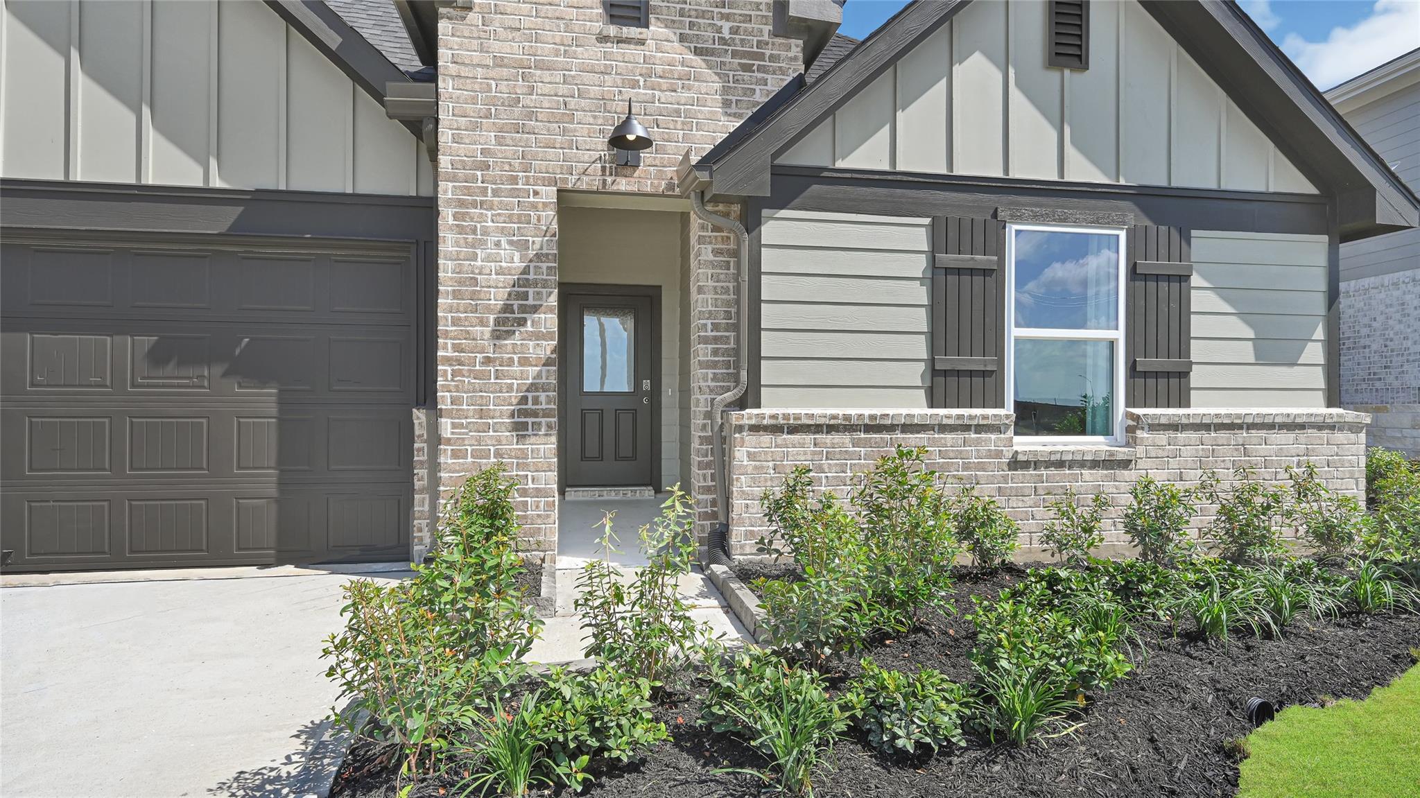11123 Caddo Maple Way