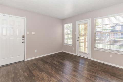Condo For Rent - 8301 Boat Club Road Rd #1327<br/> Fort Worth, TX 76179