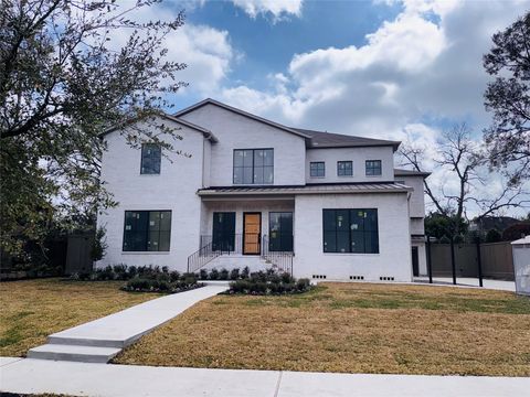 Photo of 2341 Maroneal St St, Houston, TX 77030 (MLS # 19953817)