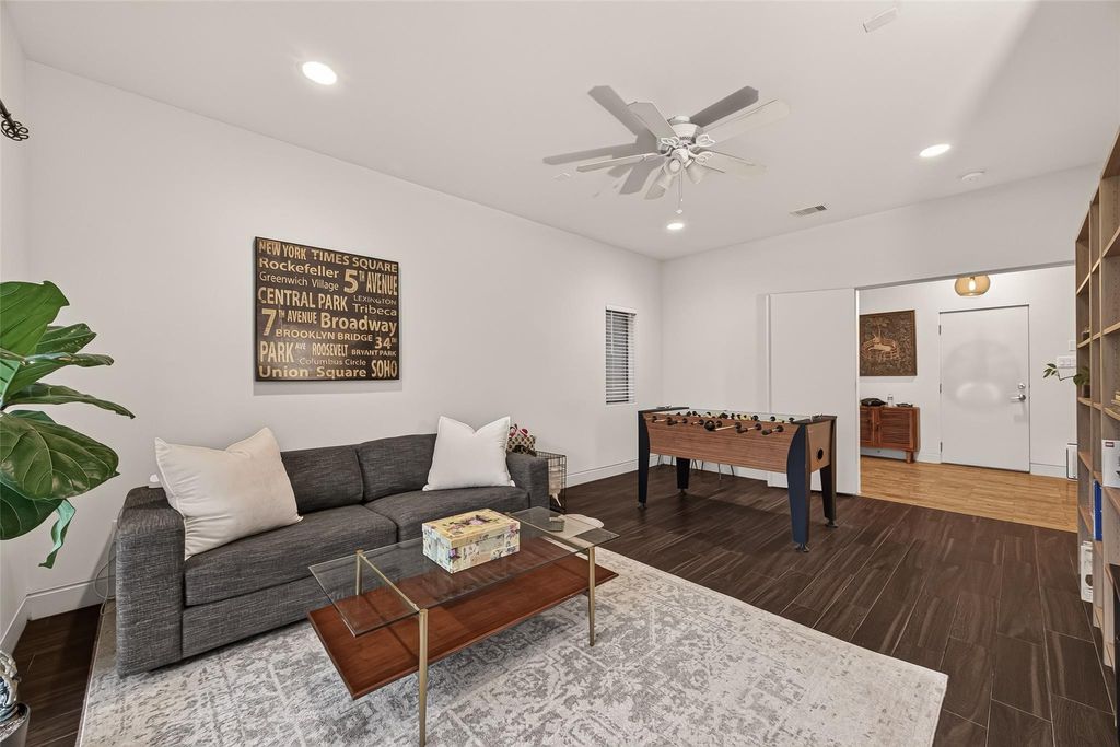 Photo of 1613 Vermont Street #B, Houston, TX 77006 (MLS # 78573470)