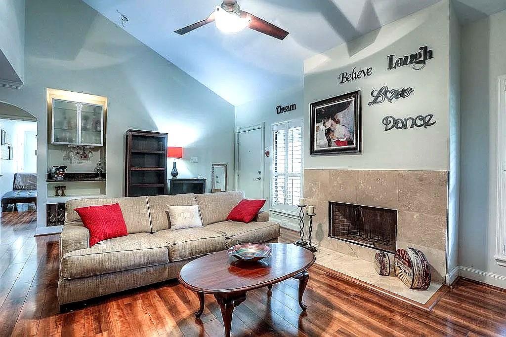 1100 Augusta Drive 80