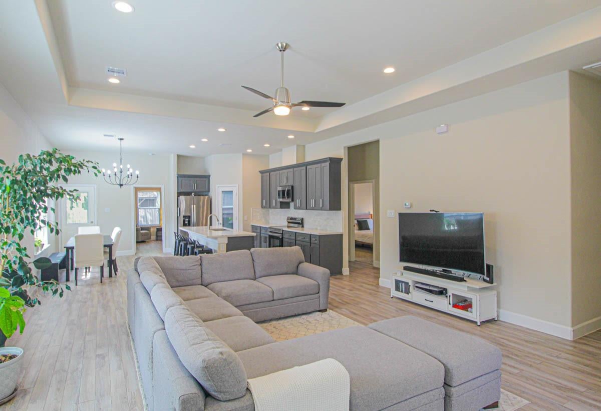 166 S Village Cove Loop