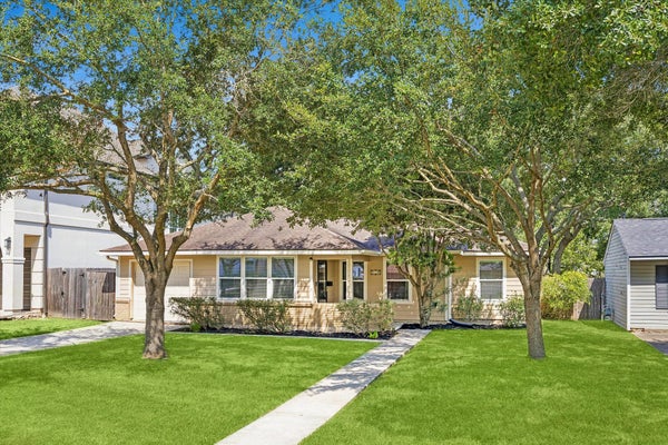 140 PAMELLIA DR, BELLAIRE, TX 77401 - Image 9deecd63faaf9edde1bc56979584ffd8/1597232832