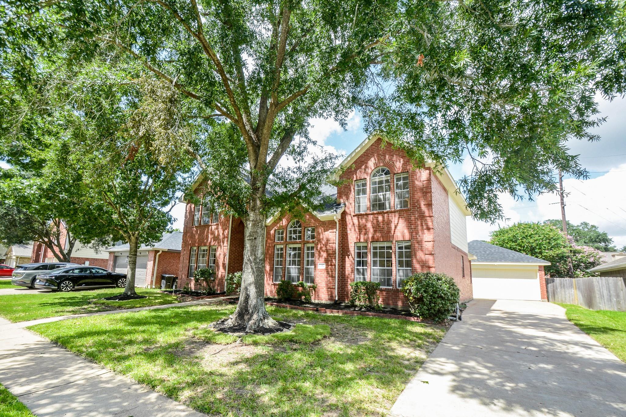 1402 Brook Grove Drive