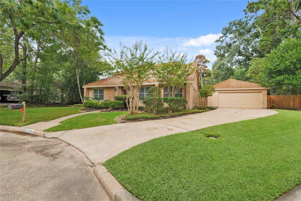 Photo of 3711 Fern View Drive, Houston, TX 77345 (MLS # 71325190)