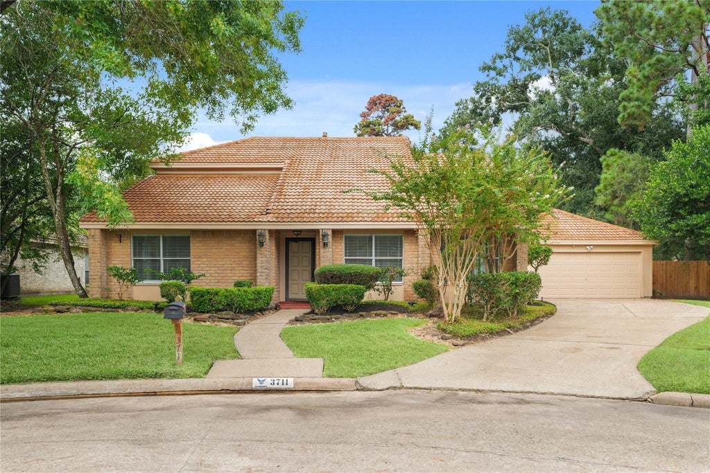 Photo of 3711 Fern View Drive, Houston, TX 77345 (MLS # 71325190)