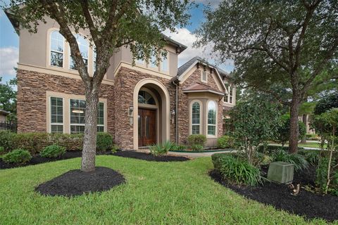 Photo of 1302 Whitehall Way, Houston, TX 77339 (MLS # 25303019)