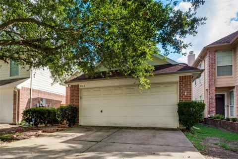 Photo of 8342 Fuqua Gardens Drive, Houston, TX 77075 (MLS # 36305609)
