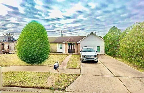 Photo of 10719 Carvel Lane, Houston, TX 77072 (MLS # 53964913)