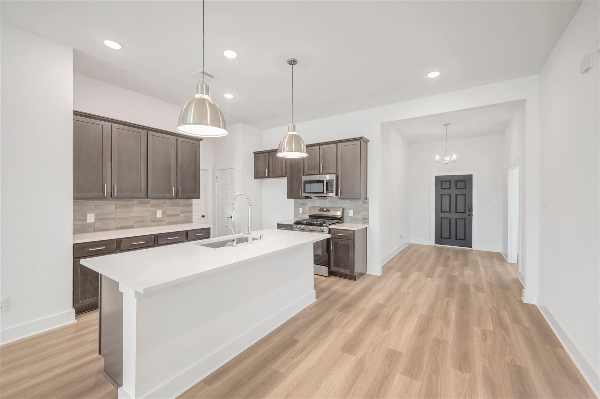 14009 Baikal Manor Drive