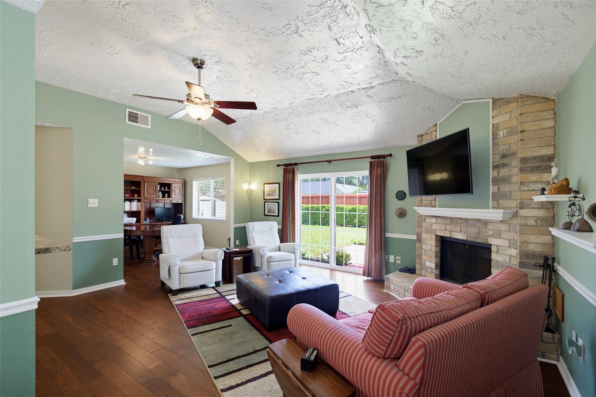 410 Village Creek Drive