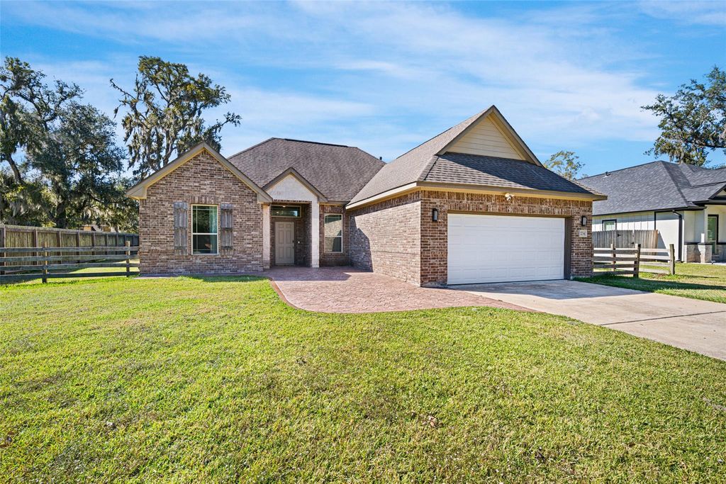 Photo of 2234 Shalmar Drive, West Columbia, TX 77486 (MLS # 87174442)