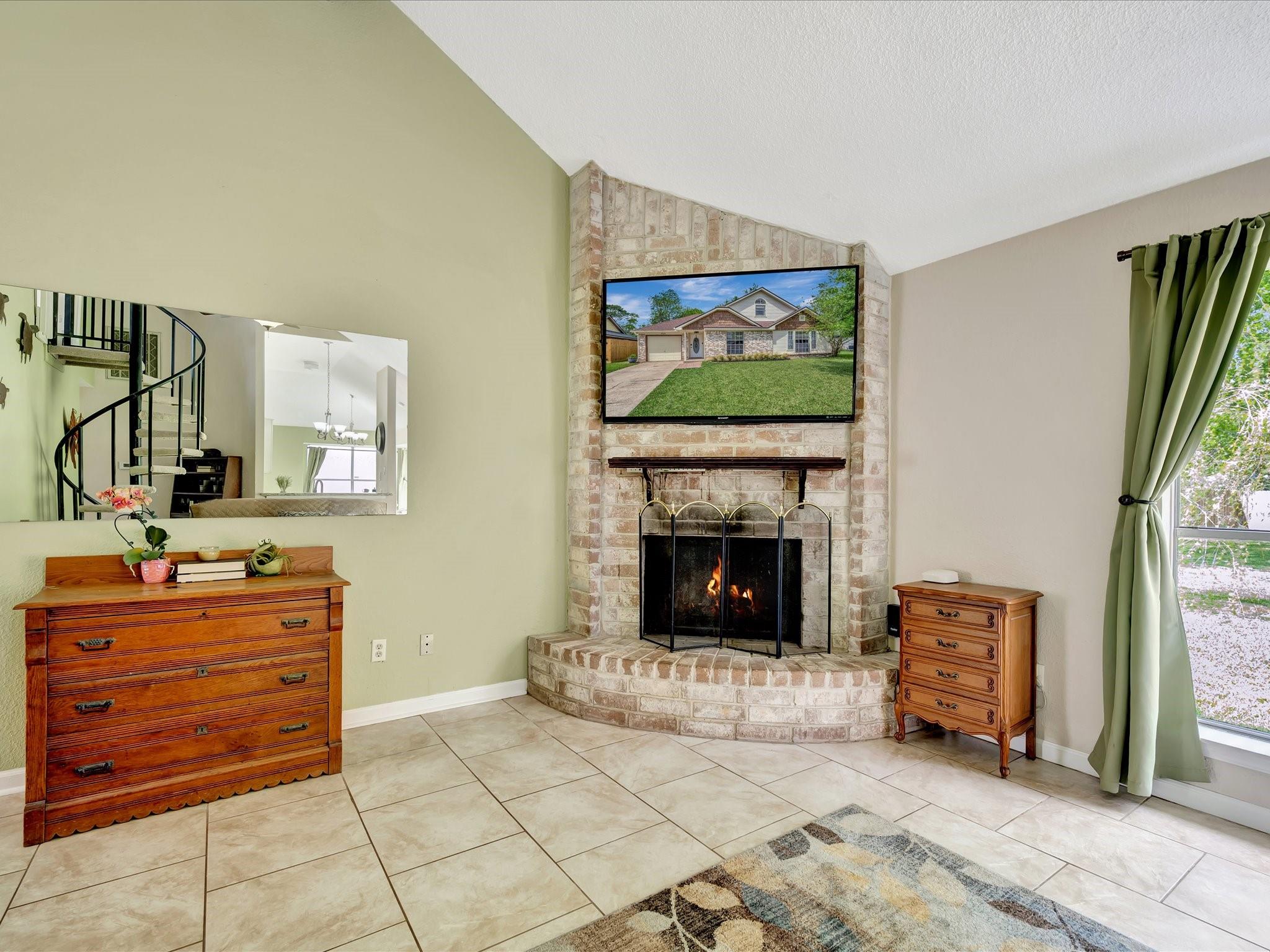 5521 Winding Brook Drive