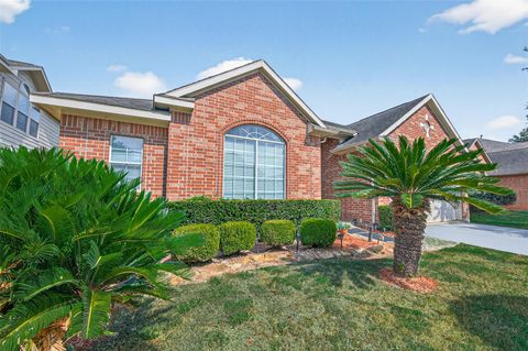 Photo of 6018 Wickshire Drive, Rosenberg, TX 77471 (MLS # 65791764) Photo of 6018 Wickshire Drive, Rosenberg, TX 77471 (MLS # 65791764)