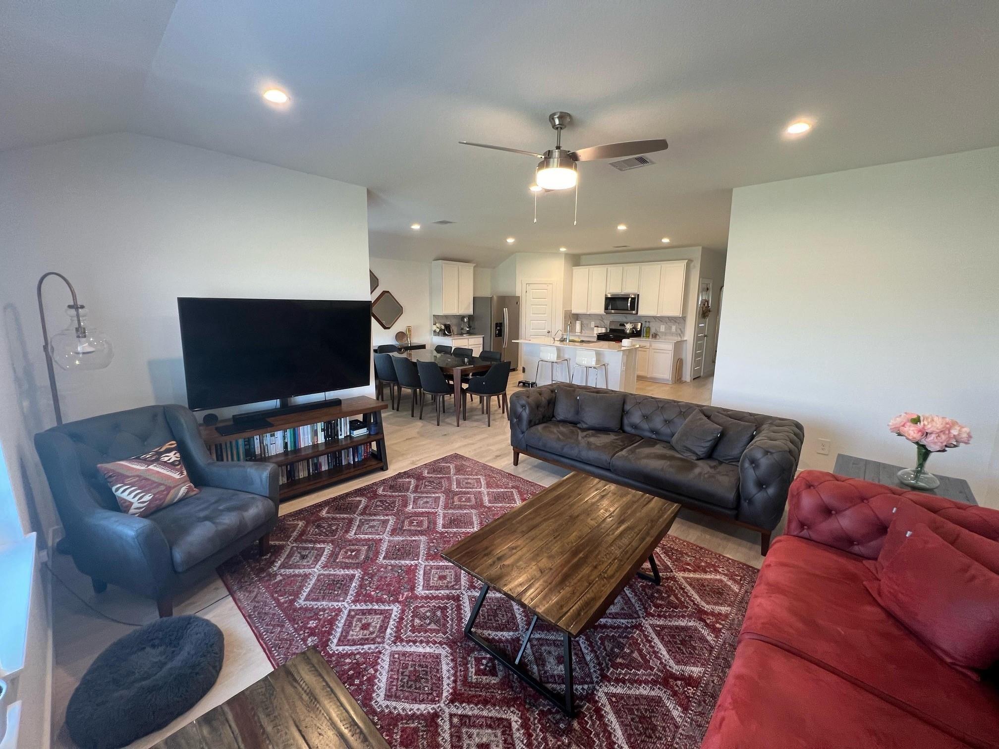 4007 Pierce Place Lane